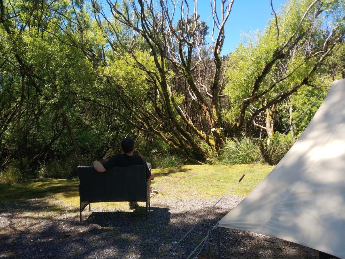 Glamping At Zeehan Bush Camp Exteriér fotografie